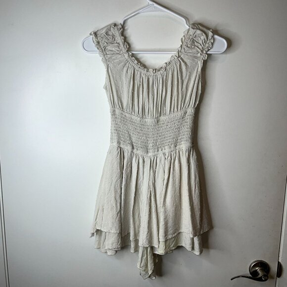 Urban Outfitters Cream Ruffle Smocked Romper ROMantic SmalL S WOMENS - Picture 6 of 10